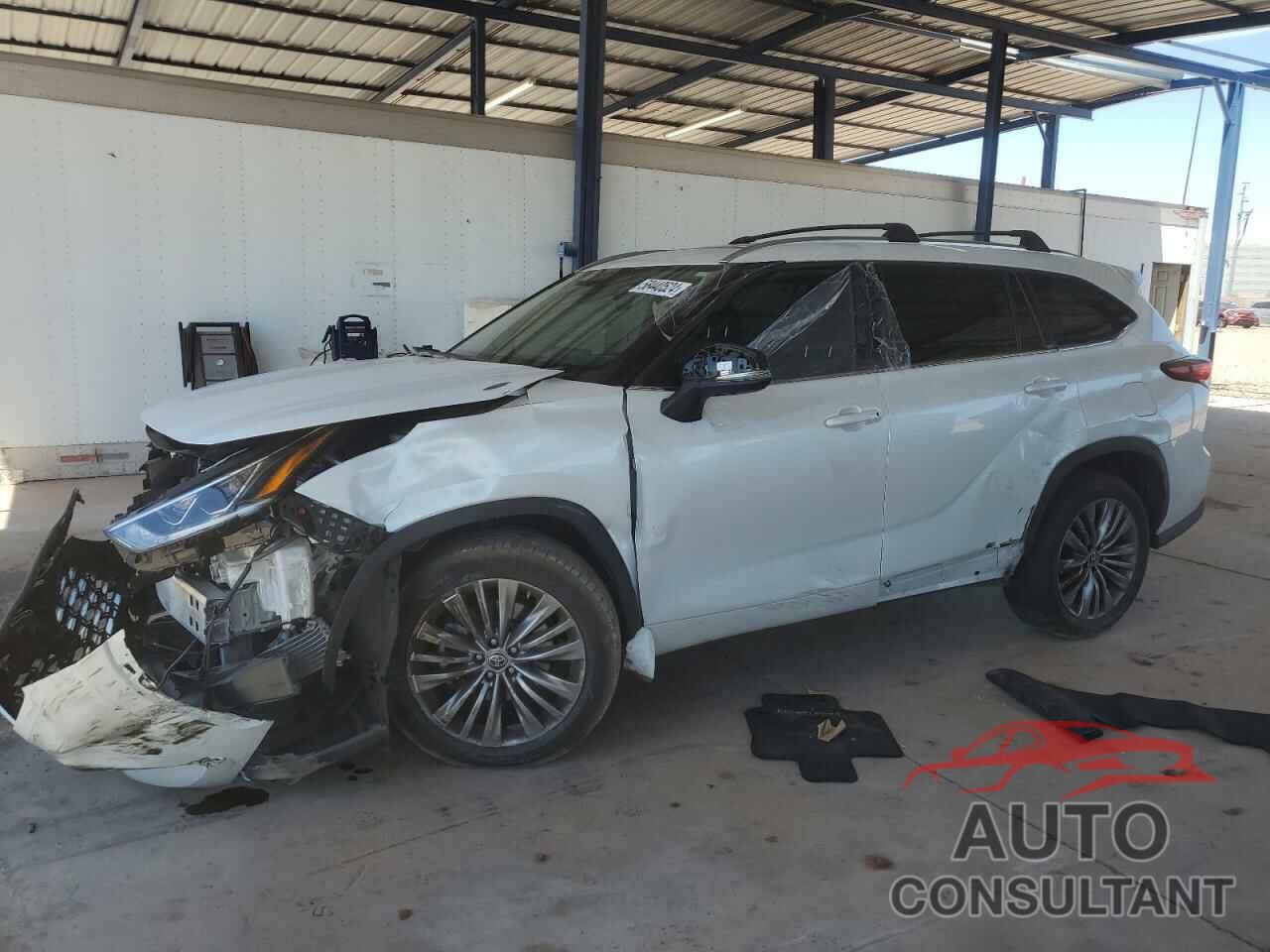 TOYOTA HIGHLANDER 2022 - 5TDFZRAH0NS098315