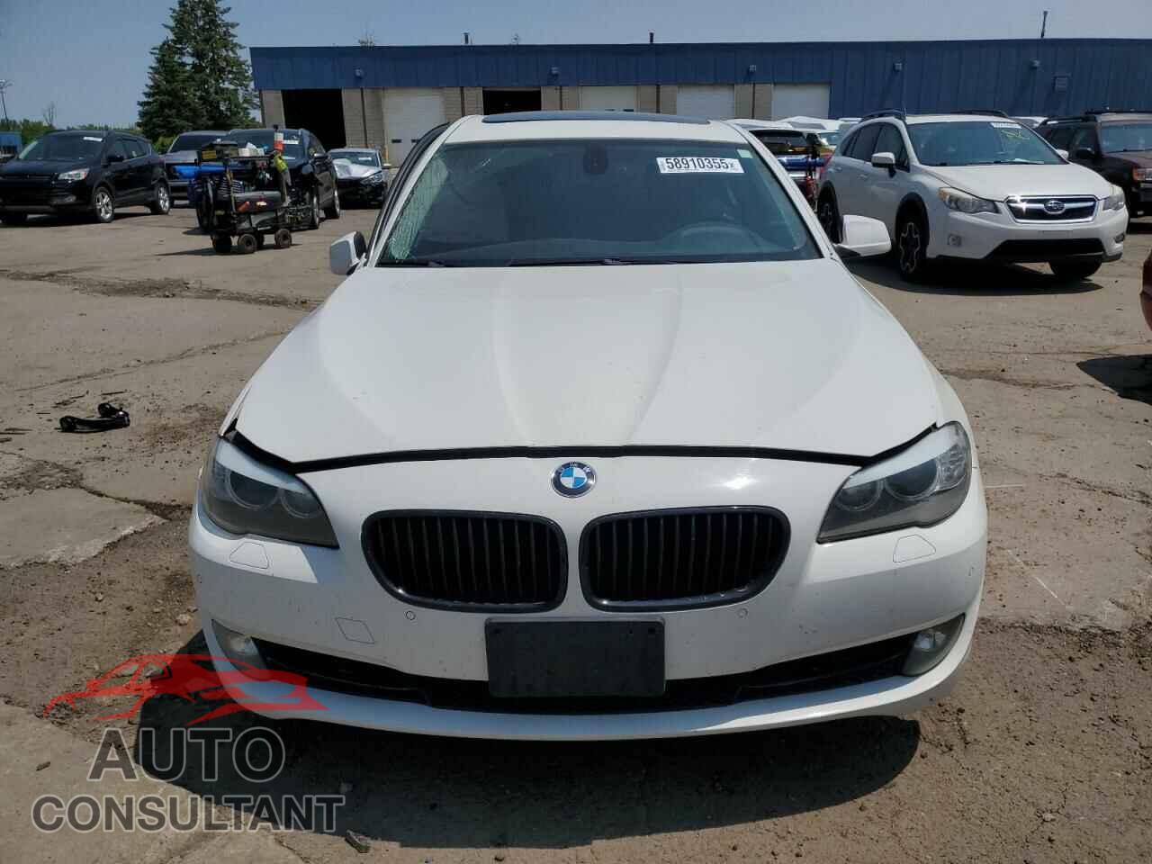 BMW 5 SERIES 2011 - WBAFU7C55BC874843