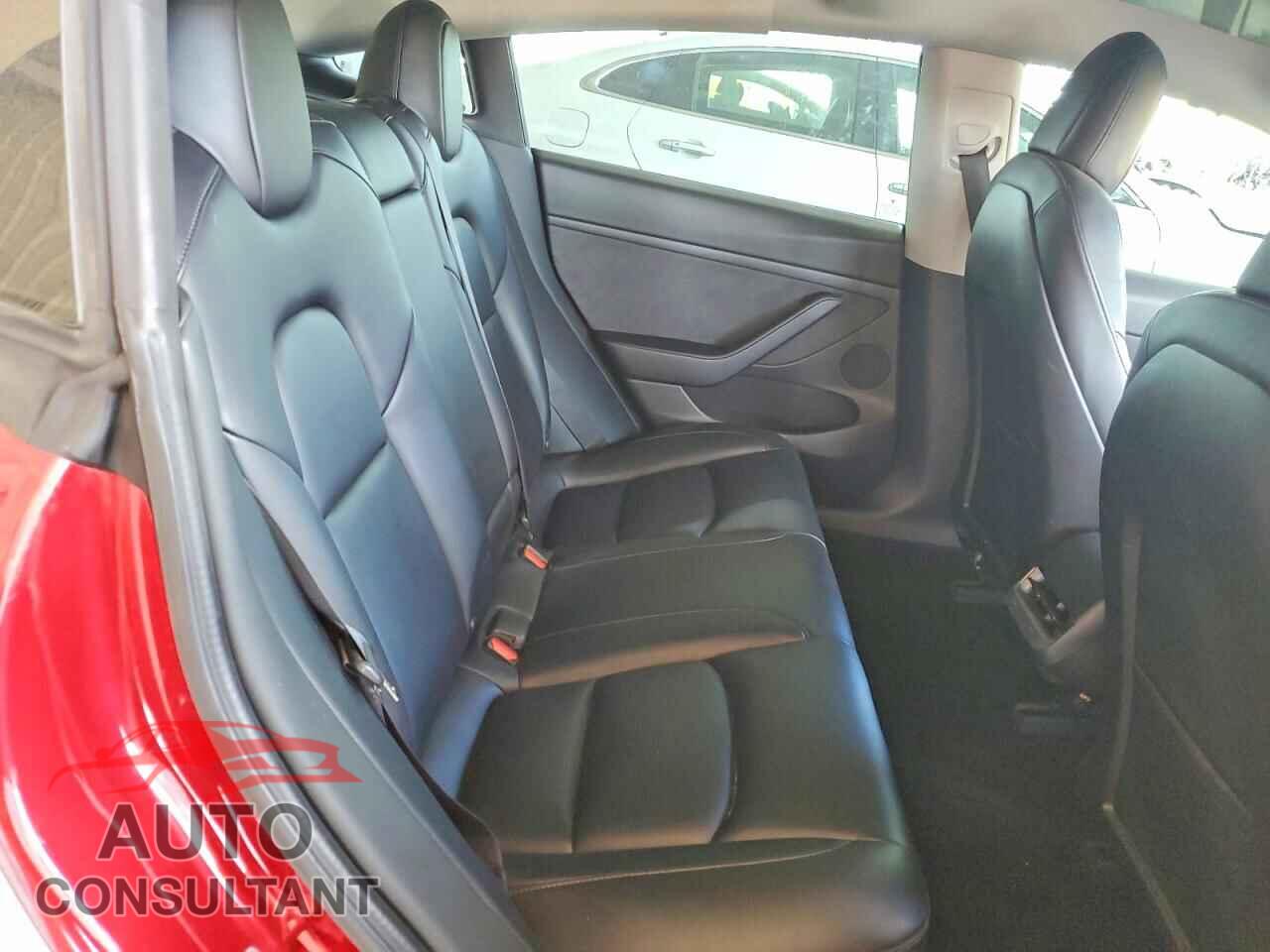 TESLA MODEL 3 2021 - 5YJ3E1EAXMF097060