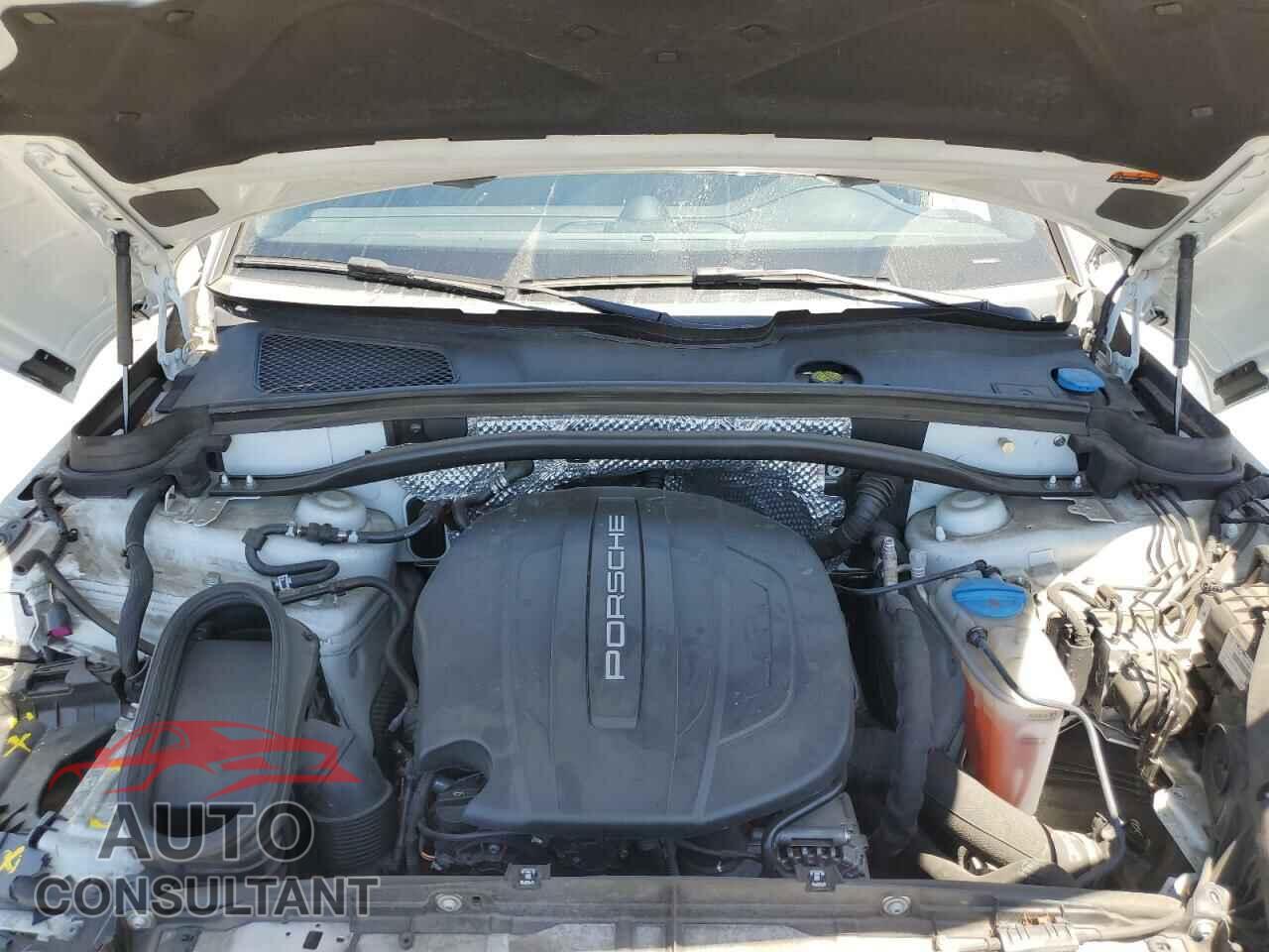 PORSCHE MACAN 2018 - WP1AA2A51JLB12277