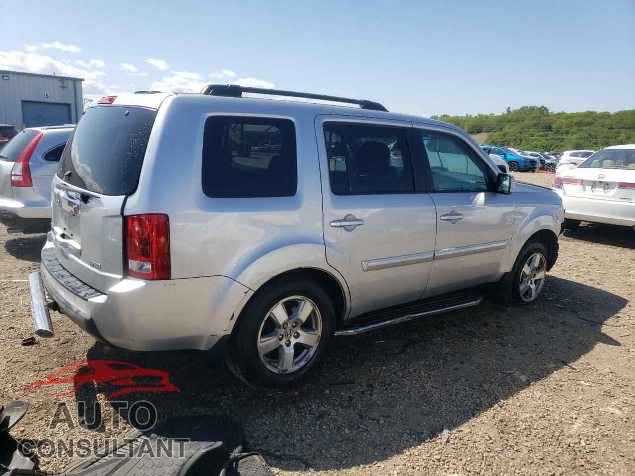 HONDA PILOT 2011 - 5FNYF4H53BB061680