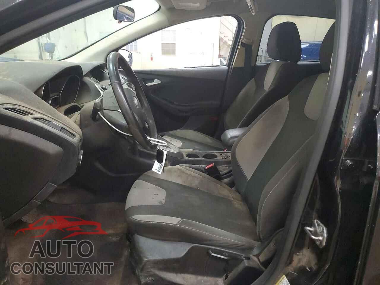 FORD FOCUS 2014 - 1FADP3F22EL293628