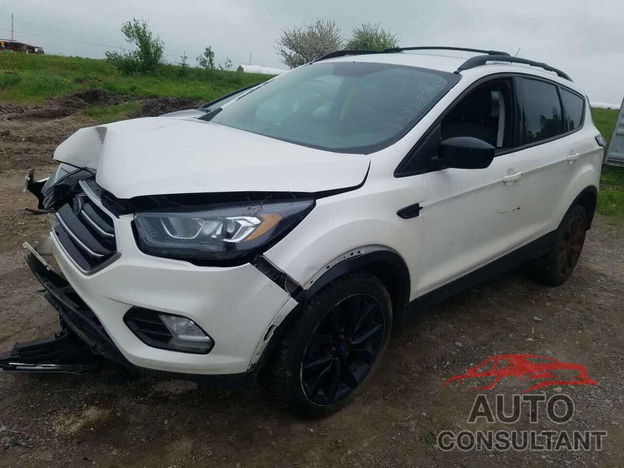FORD ESCAPE 2017 - 1FMCU9G97HUD00340