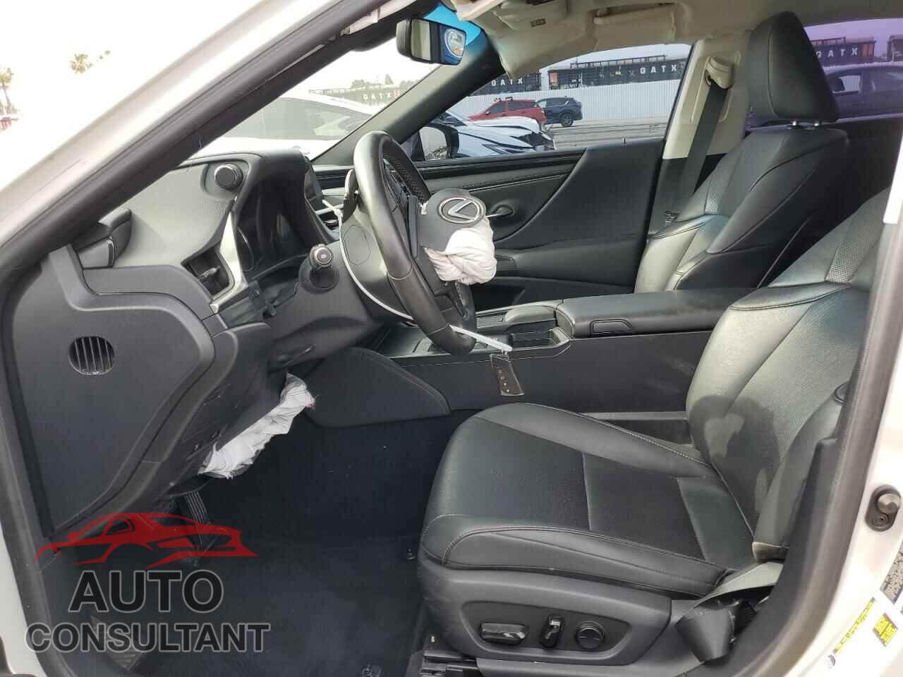LEXUS ES300 2021 - 58ACA1C16MU008188