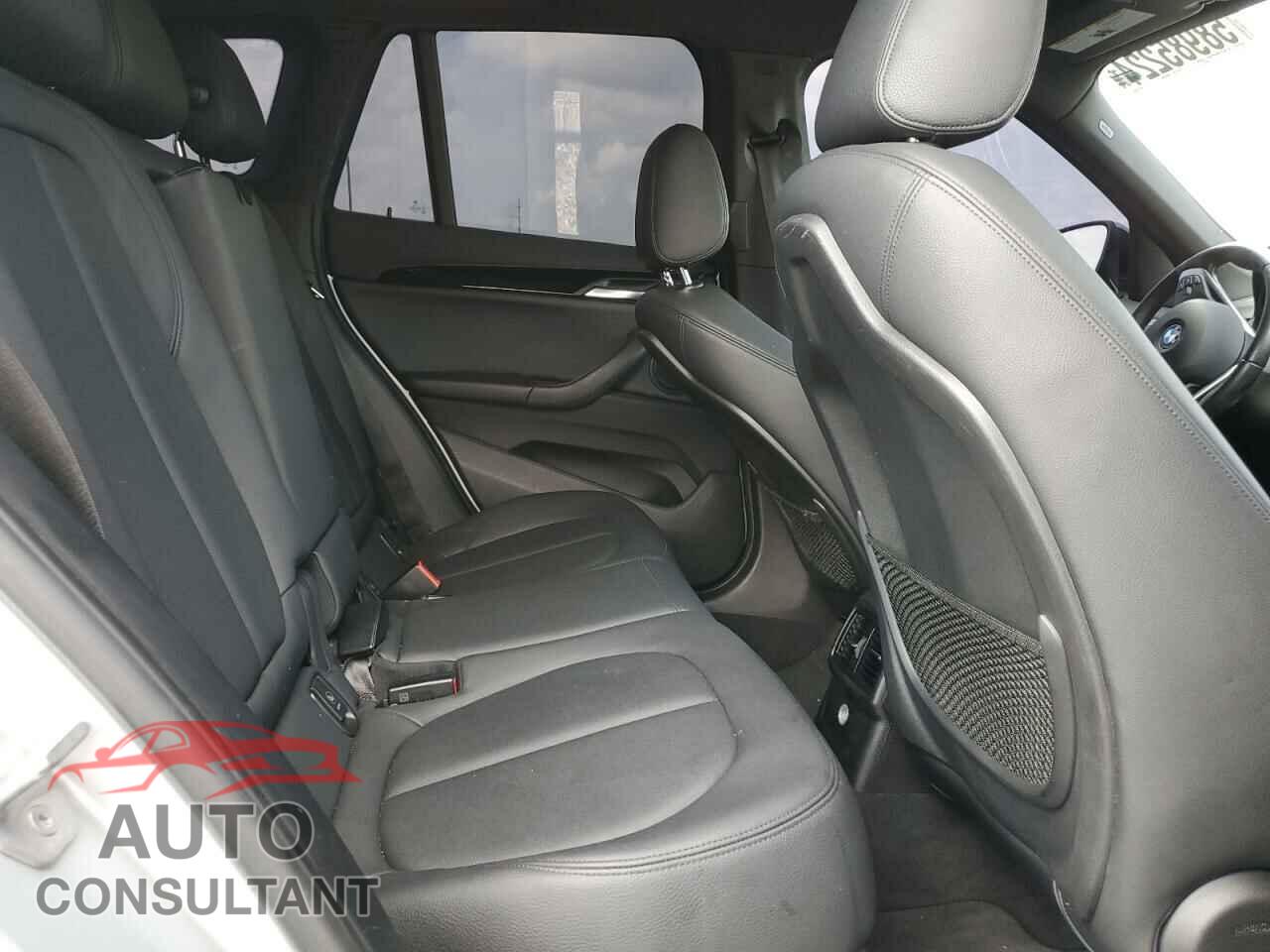 BMW X1 2016 - WBXHT3C34GP889097