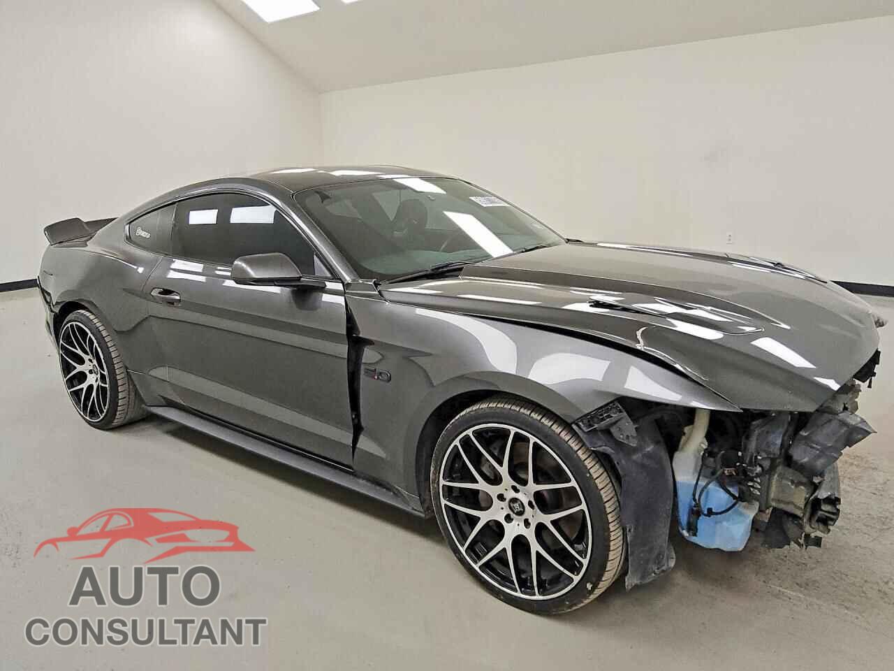 FORD MUSTANG 2017 - 1FA6P8CF8H5250711