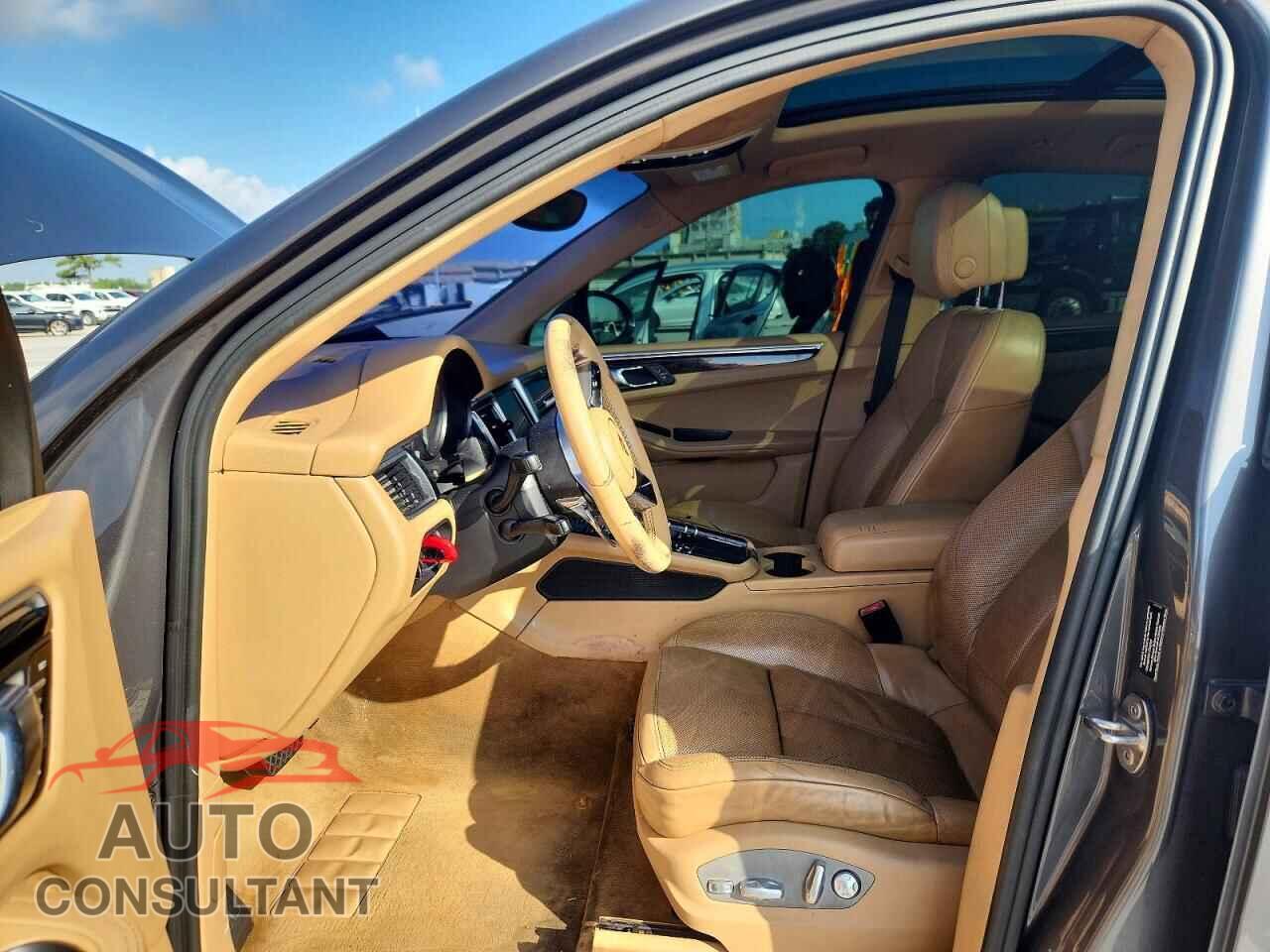 PORSCHE MACAN 2016 - WP1AB2A5XGLB47521