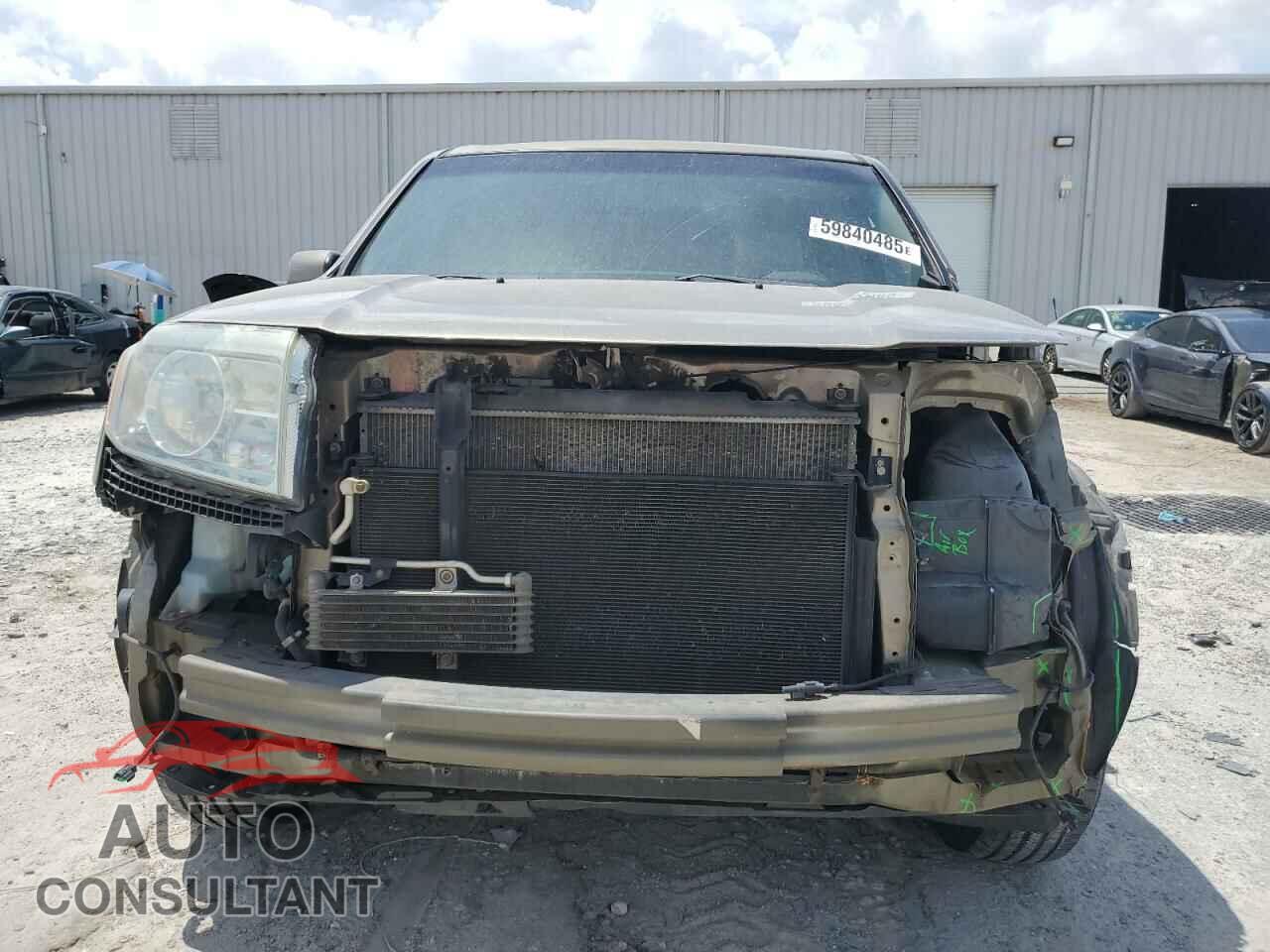 HONDA PILOT 2011 - 5FNYF3H65BB050585
