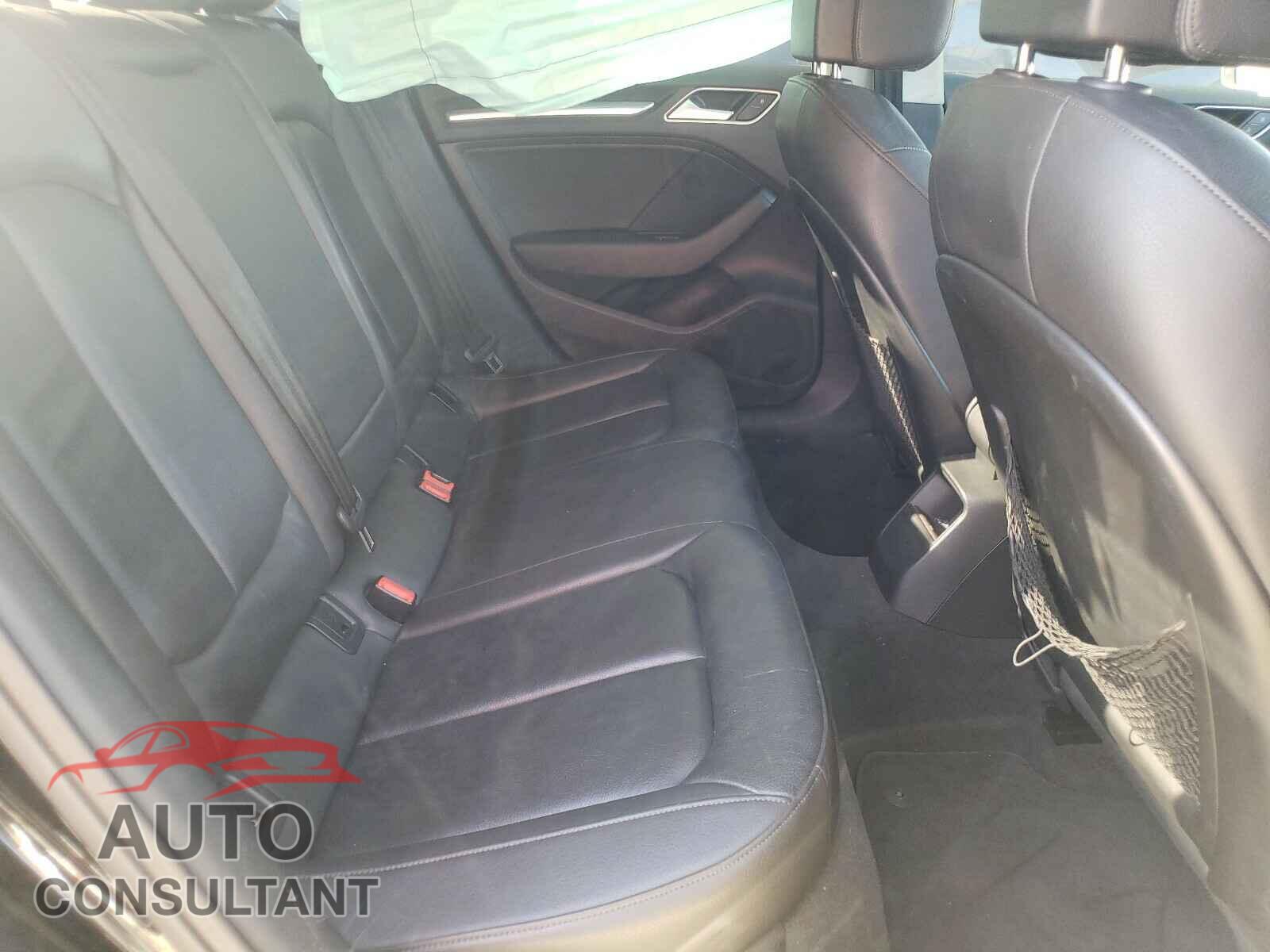 AUDI A3 2015 - WAUACGFF6F1002304