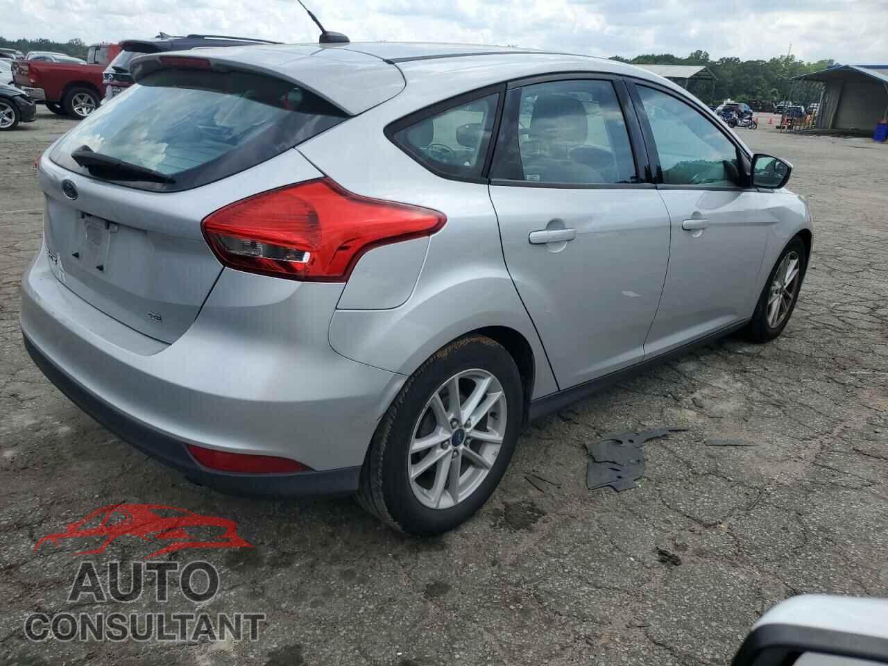 FORD FOCUS 2015 - 1FADP3K2XFL213967