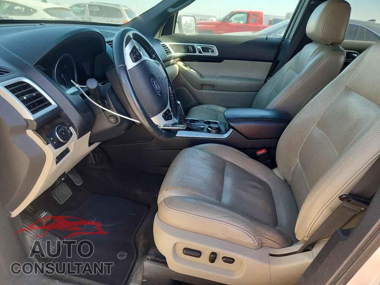 FORD EXPLORER 2011 - 1FMHK8F89BGA86732