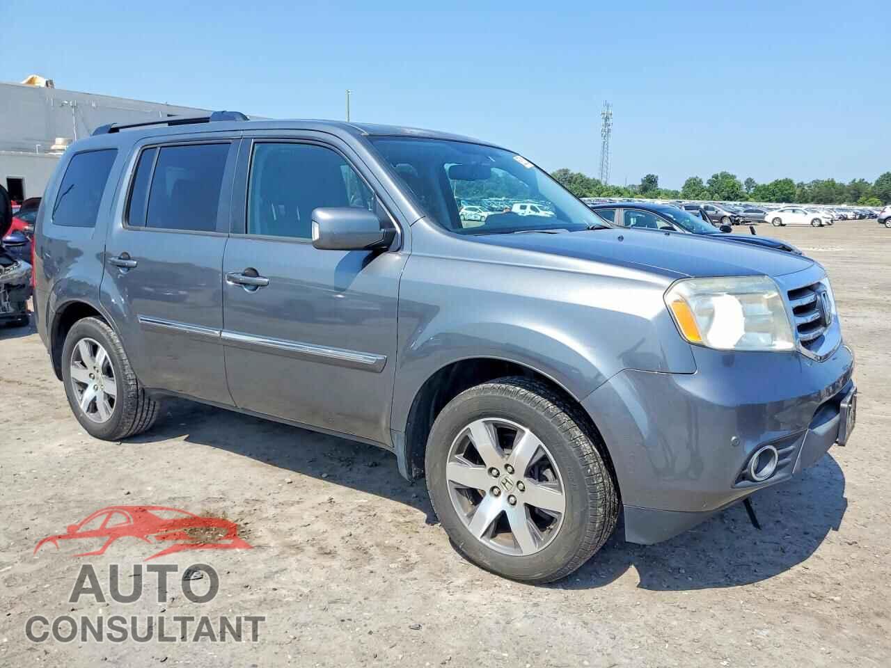 HONDA PILOT 2013 - 5FNYF4H90DB051856