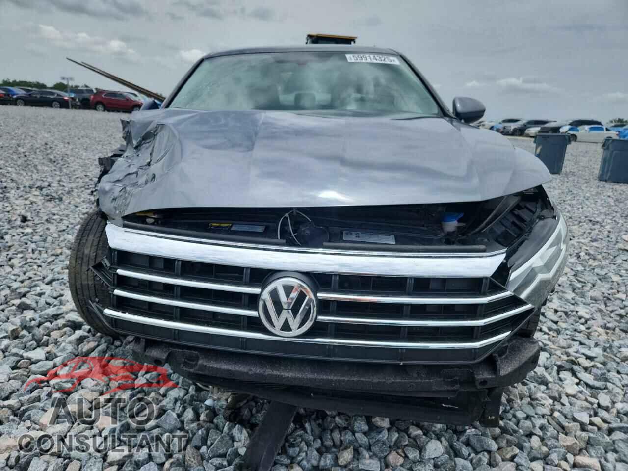 VOLKSWAGEN JETTA 2019 - 3VWC57BU8KM009727