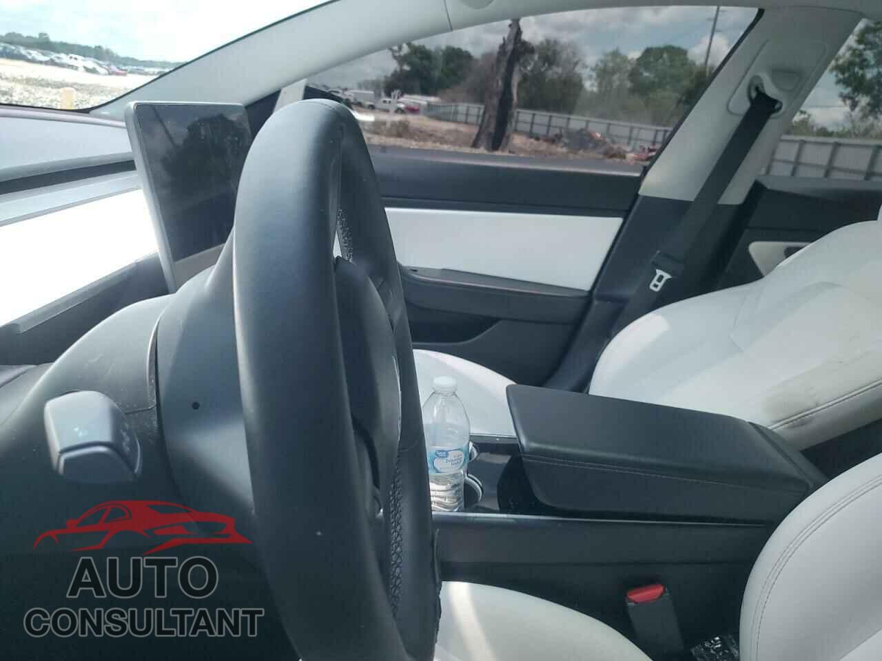 TESLA MODEL 3 2020 - 5YJ3E1EB0LF668479
