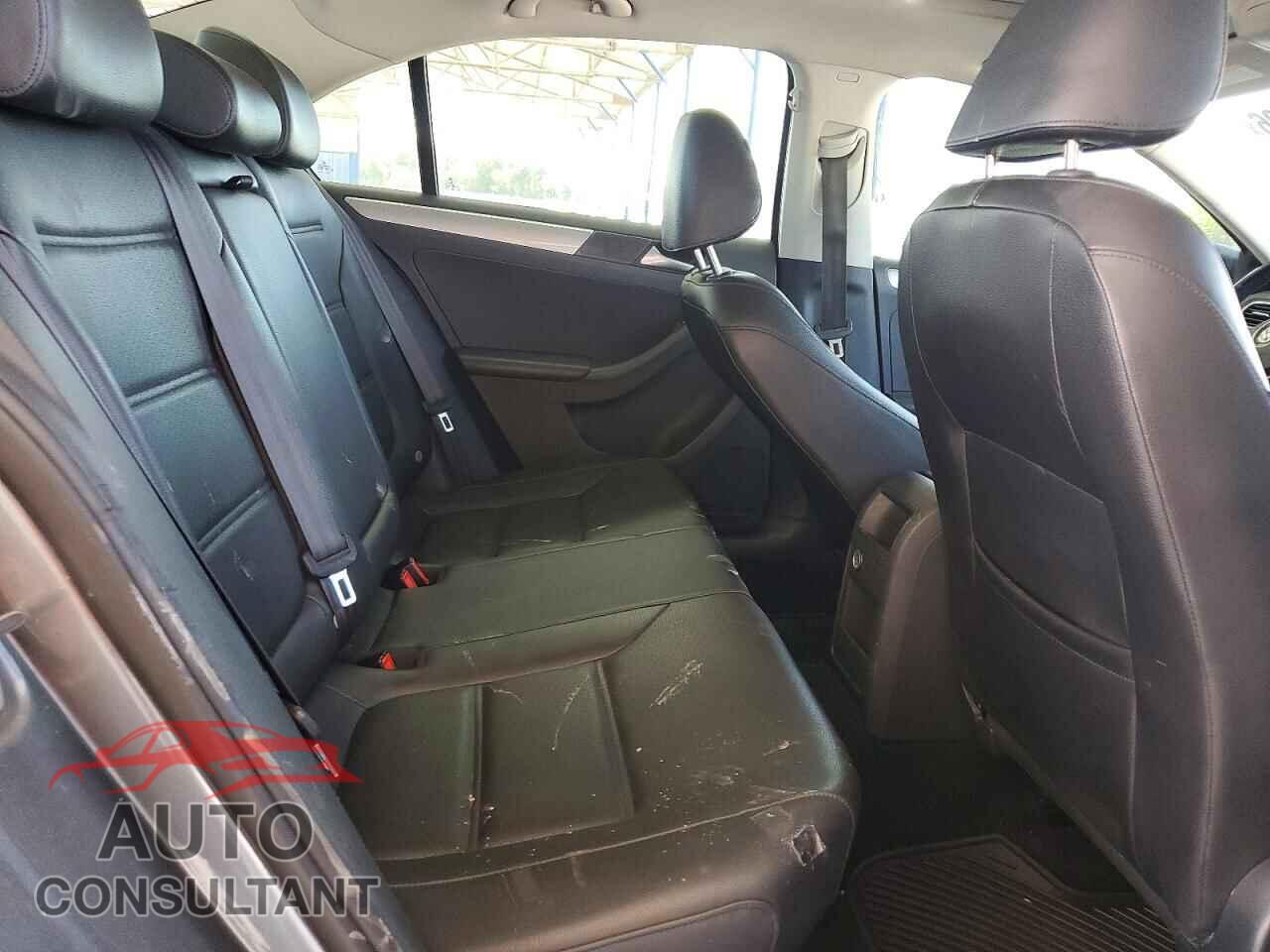 VOLKSWAGEN JETTA 2017 - 3VWDB7AJ0HM391992