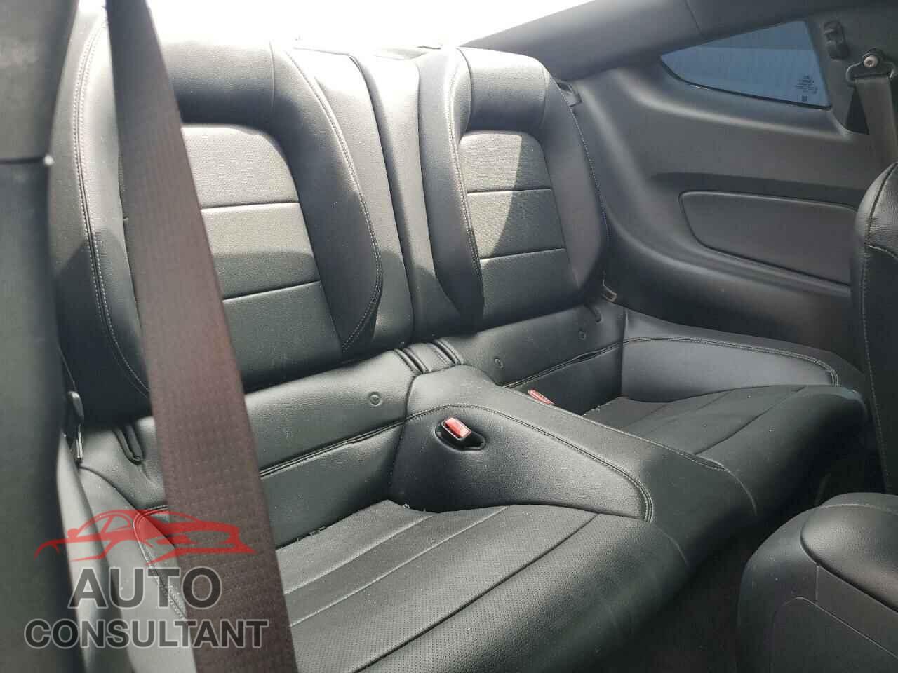 FORD MUSTANG 2017 - 1FA6P8CF9H5247364