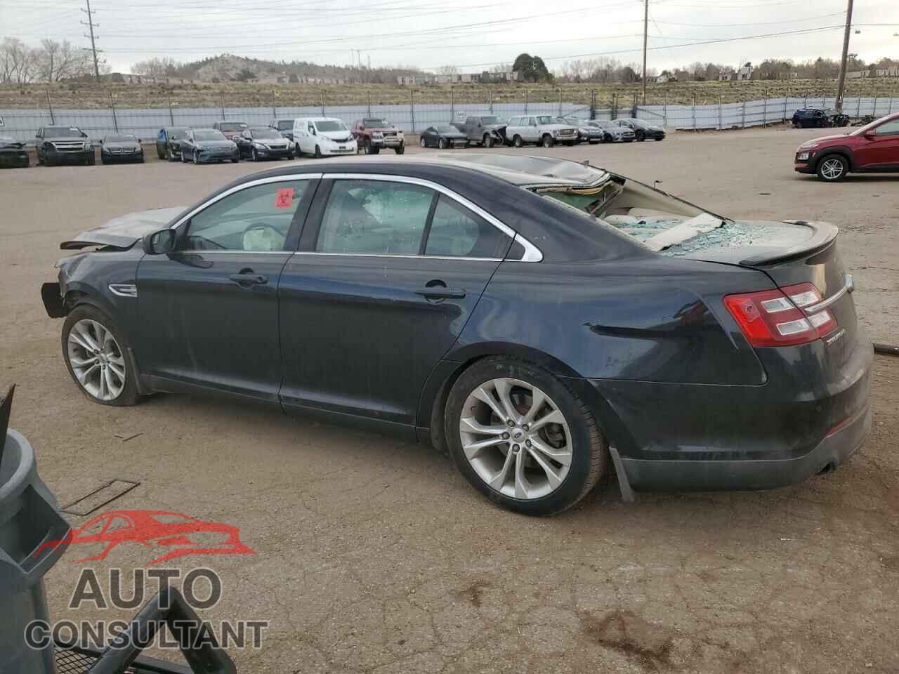FORD TAURUS 2013 - 1FAHP2E87DG148142