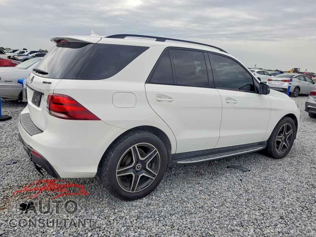 MERCEDES-BENZ GLE-CLASS 2017 - 4JGDA5JB2HA961941