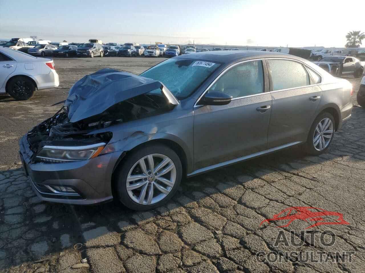 VOLKSWAGEN PASSAT 2018 - 1VWBA7A3XJC011334