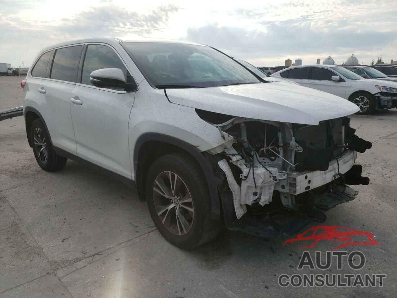 TOYOTA HIGHLANDER 2019 - 5TDZZRFH6KS295703