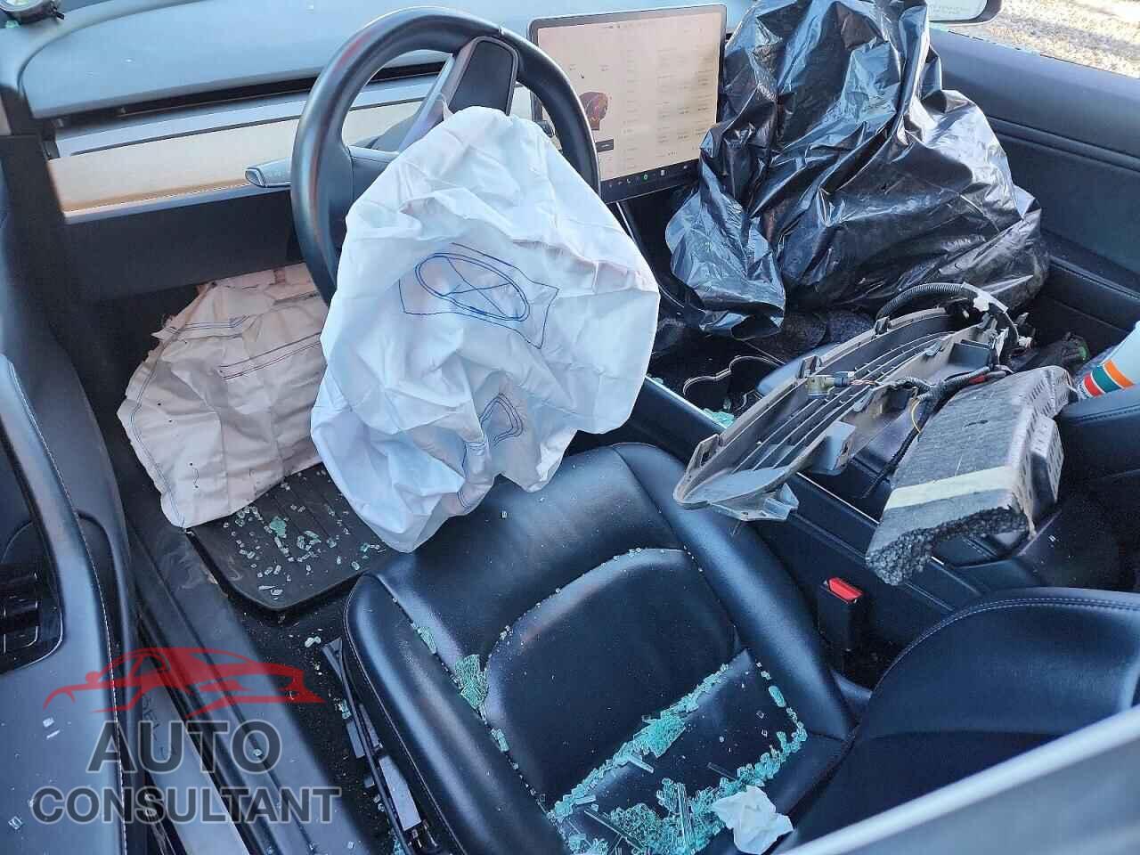 TESLA MODEL 3 2018 - 5YJ3E1EA2JF009856