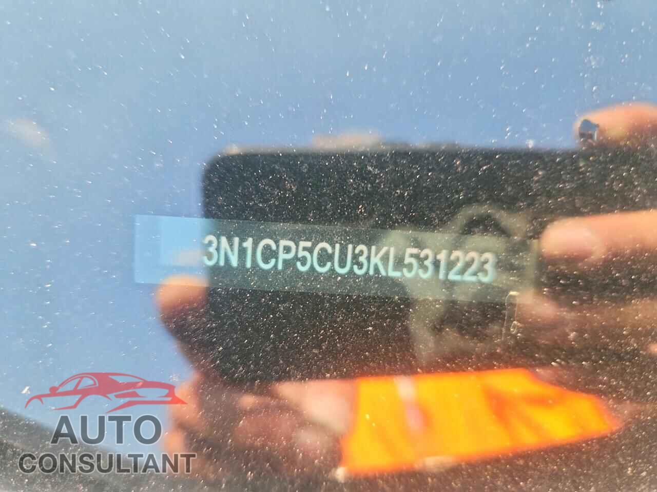 NISSAN KICKS 2019 - 3N1CP5CU3KL531223
