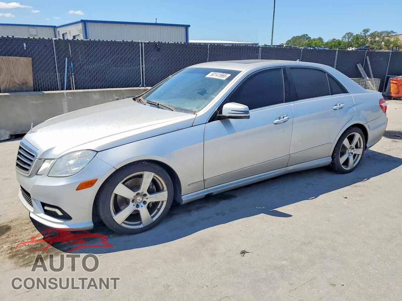 MERCEDES-BENZ E-CLASS 2011 - WDDHF8HB5BA466256