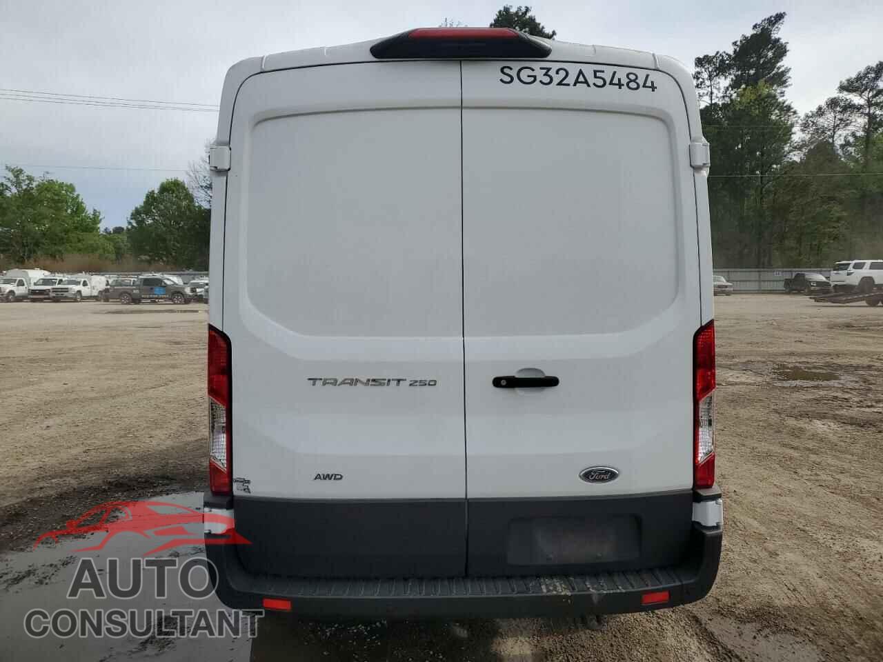 FORD TRANSIT 2023 - 1FTBR2C84PKB15484