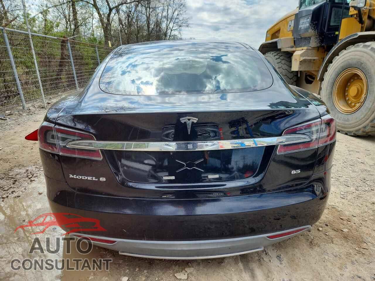 TESLA MODEL S 2013 - 5YJSA1DN0DFP07172
