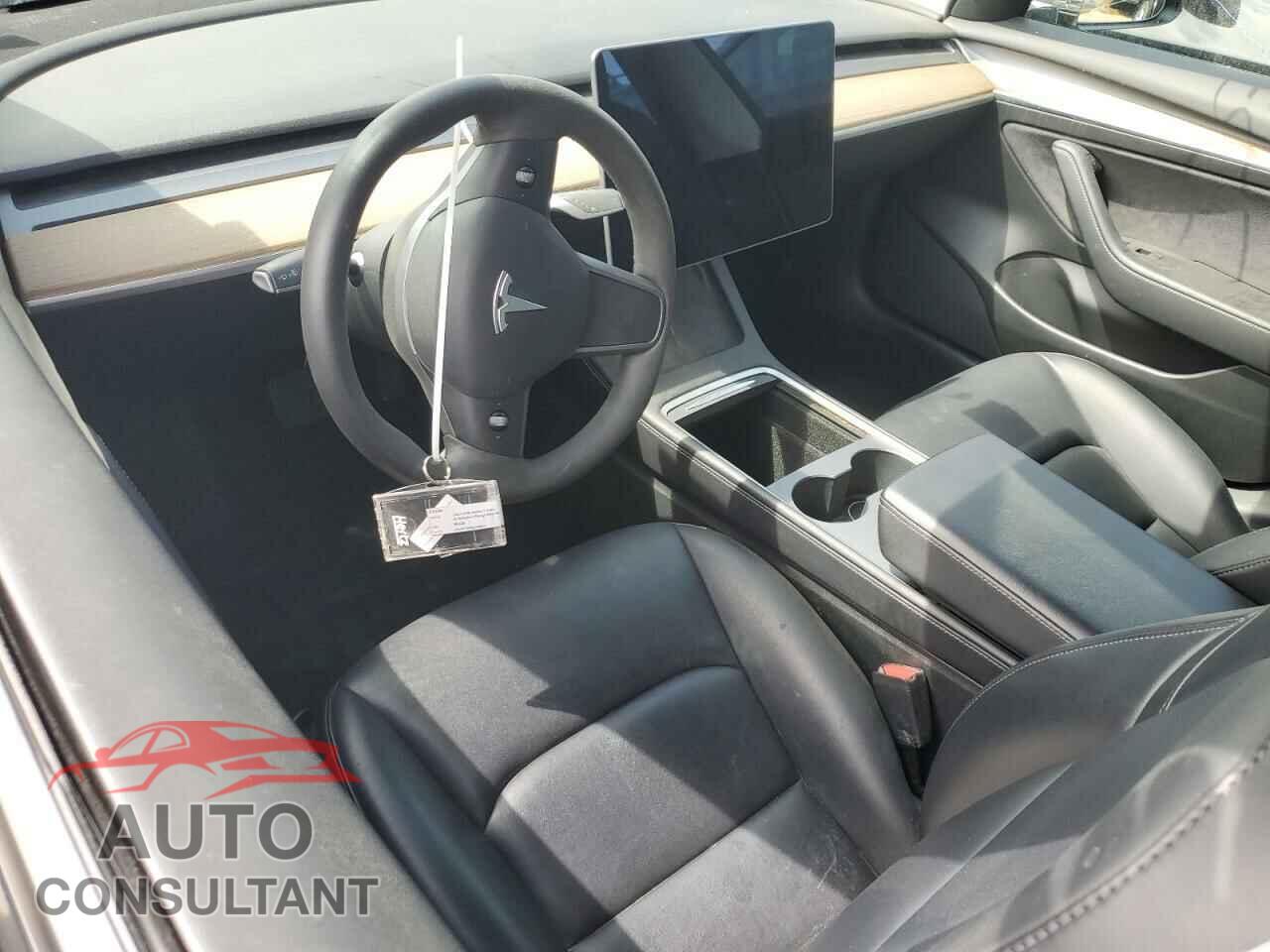 TESLA MODEL 3 2022 - 5YJ3E1EA4NF190108