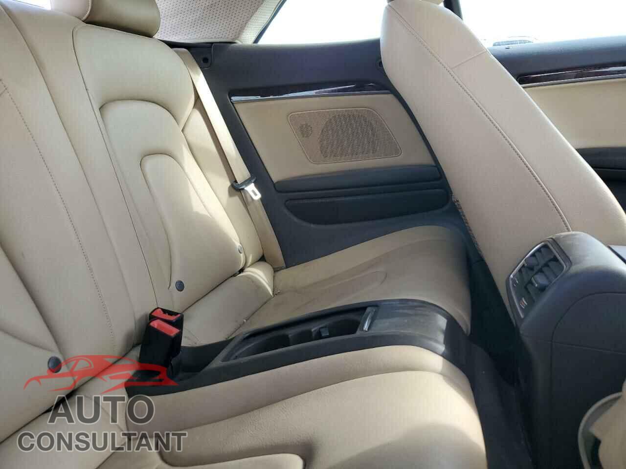 AUDI A5 2013 - WAULFAFH4DN016139
