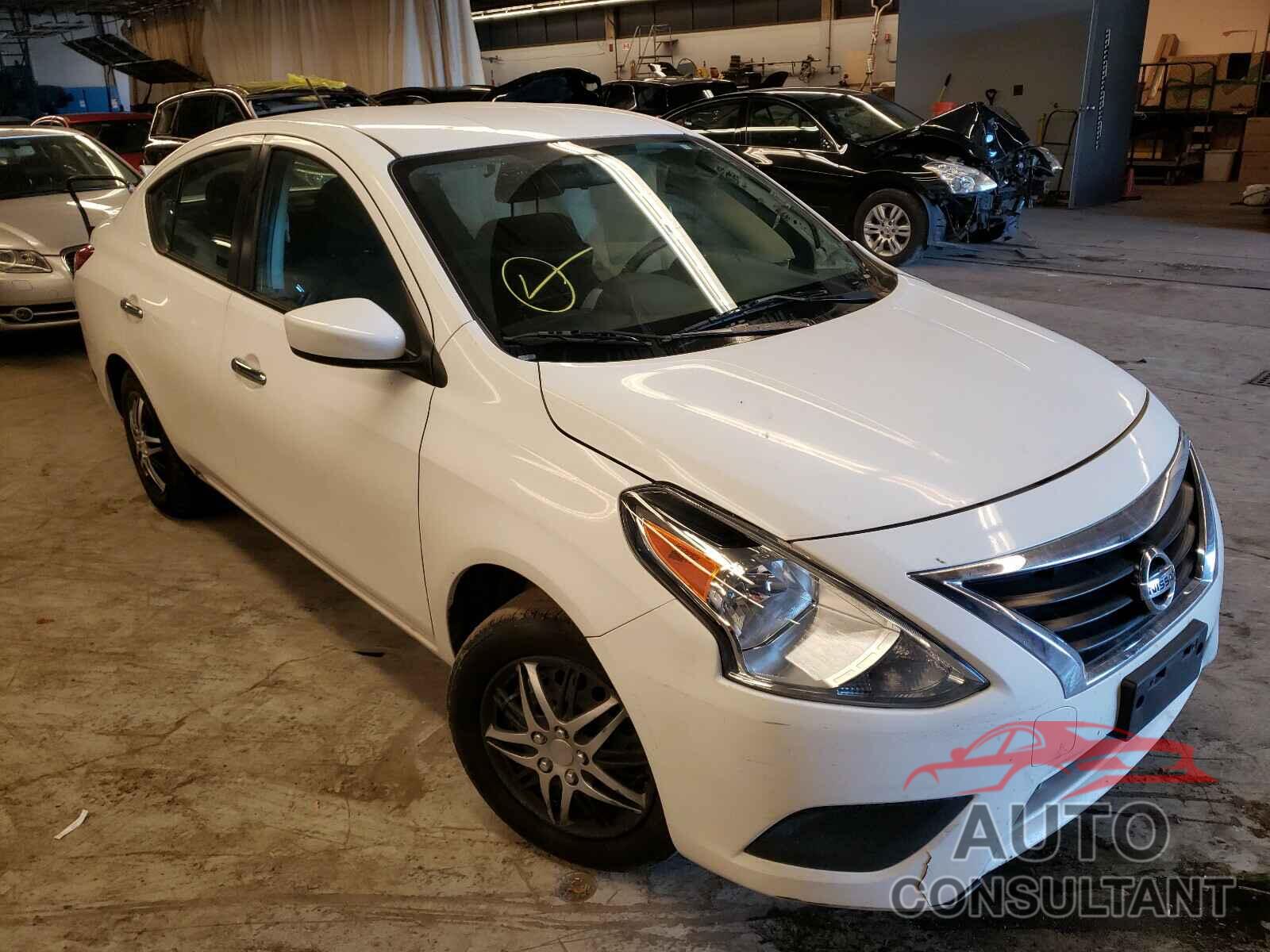 NISSAN VERSA 2017 - 3N1CN7AP1HK463579