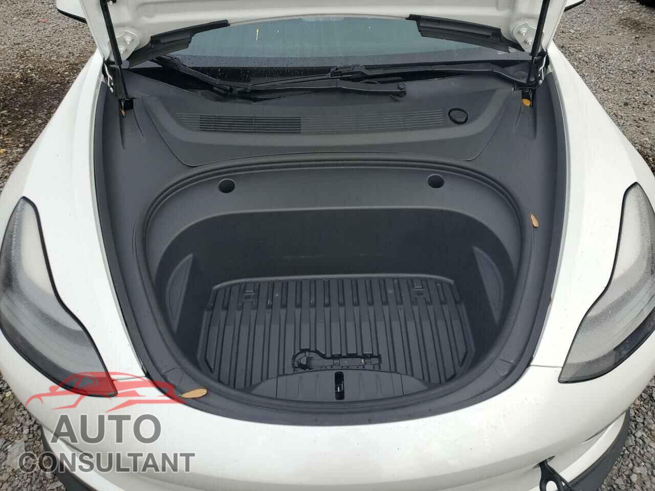 TESLA MODEL 3 2021 - 5YJ3E1EA5MF922132