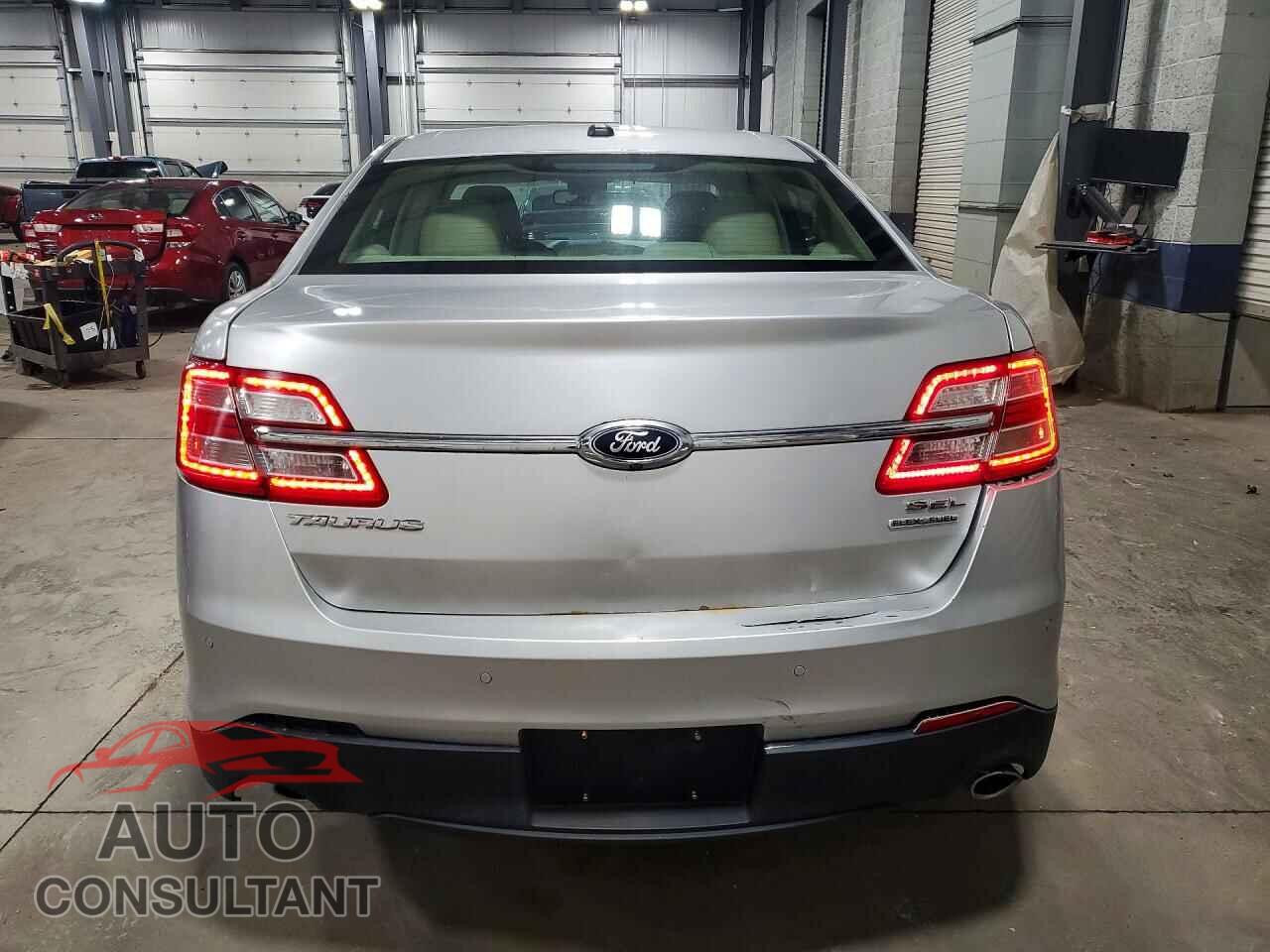 FORD TAURUS 2014 - 1FAHP2E84EG125662