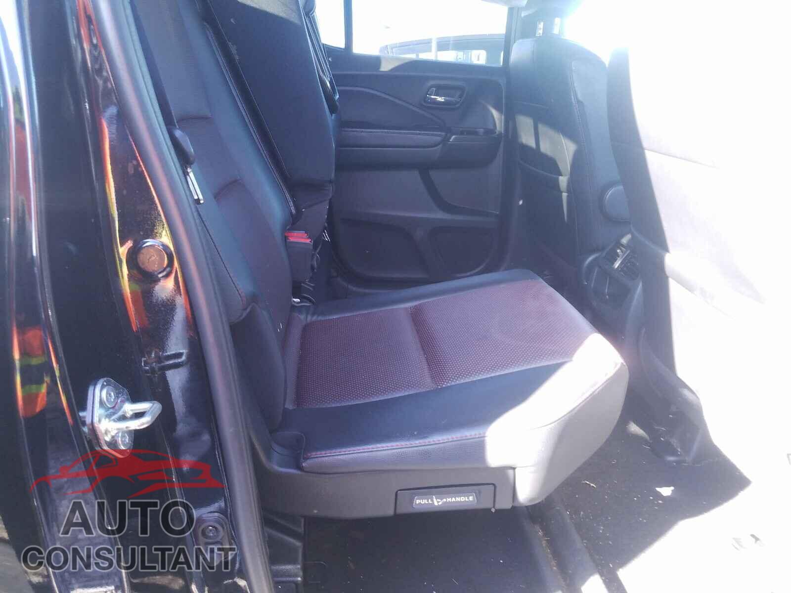 HONDA RIDGELINE 2017 - 5FPYK3F83HB001367