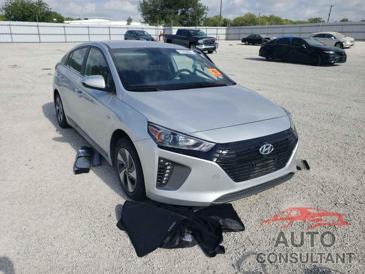 HYUNDAI IONIQ 2017 - KMHC75LC1HU048652