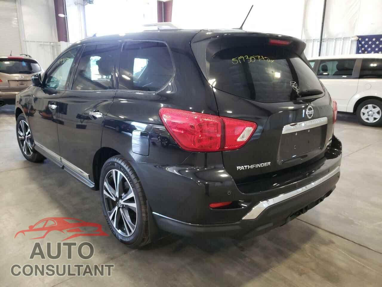 NISSAN PATHFINDER 2018 - 5N1DR2MM1JC611697
