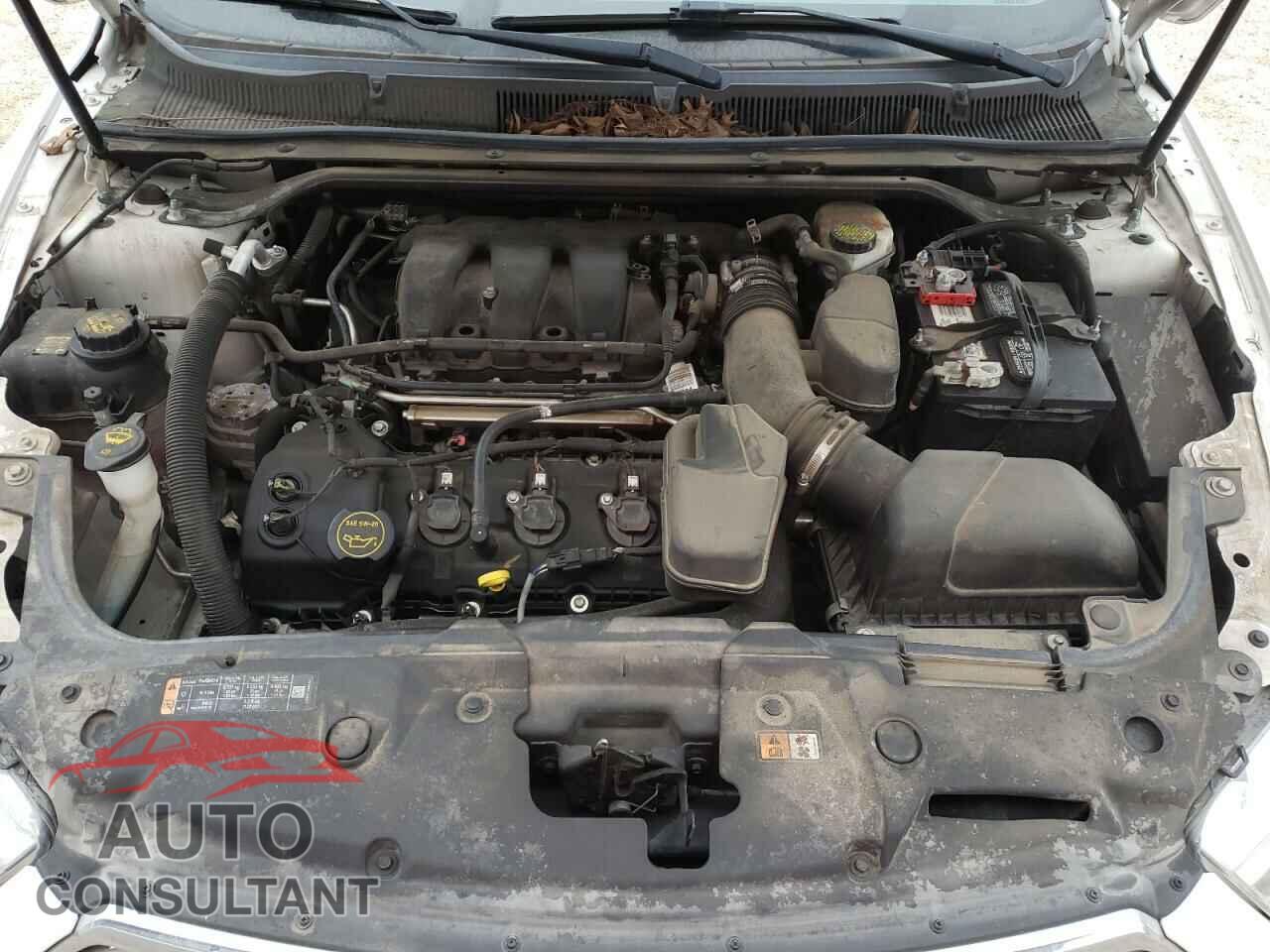 FORD TAURUS 2017 - 1FAHP2D8XHG114686
