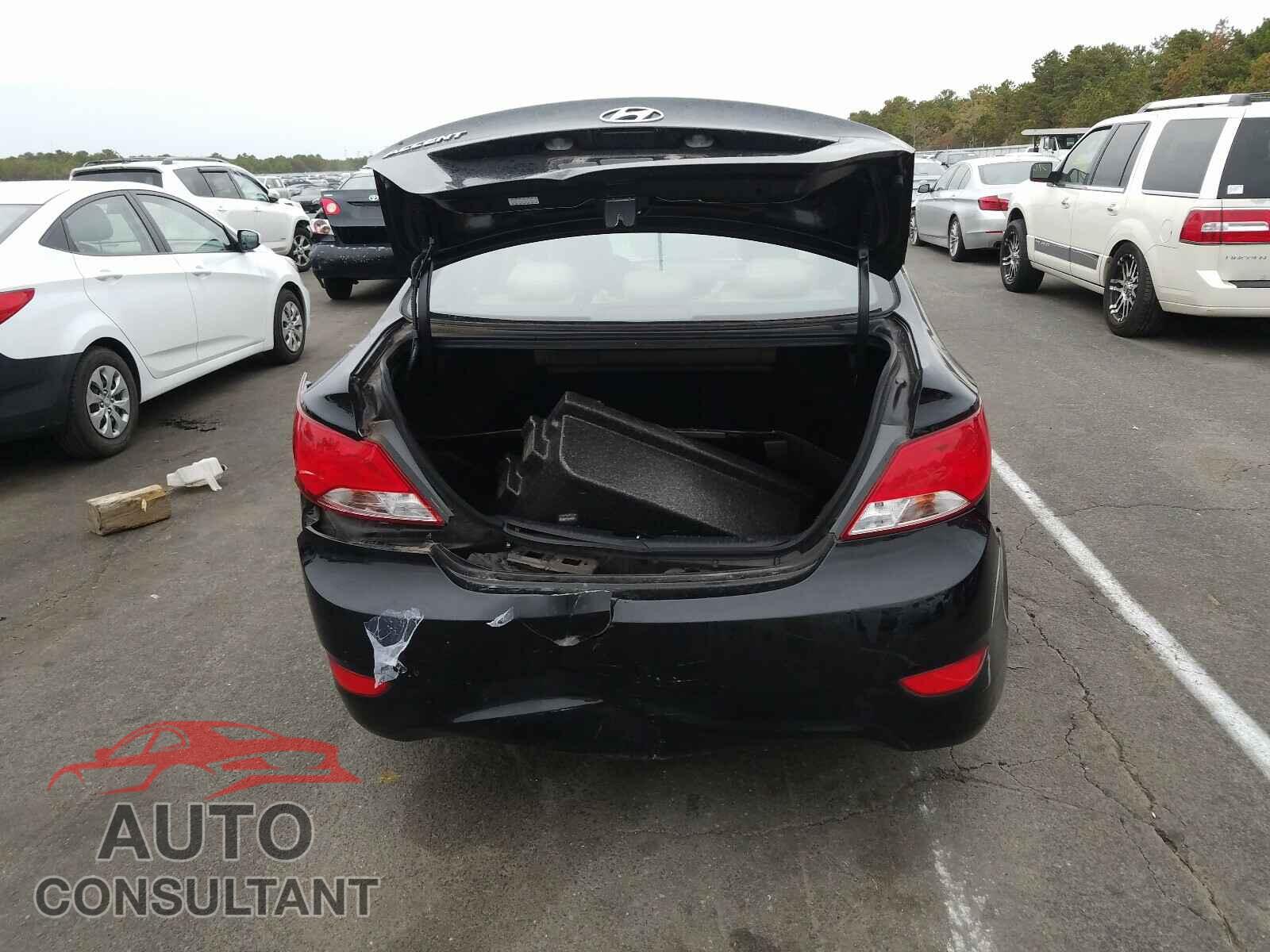 HYUNDAI ACCENT 2017 - KMHCT4AE1HU340831