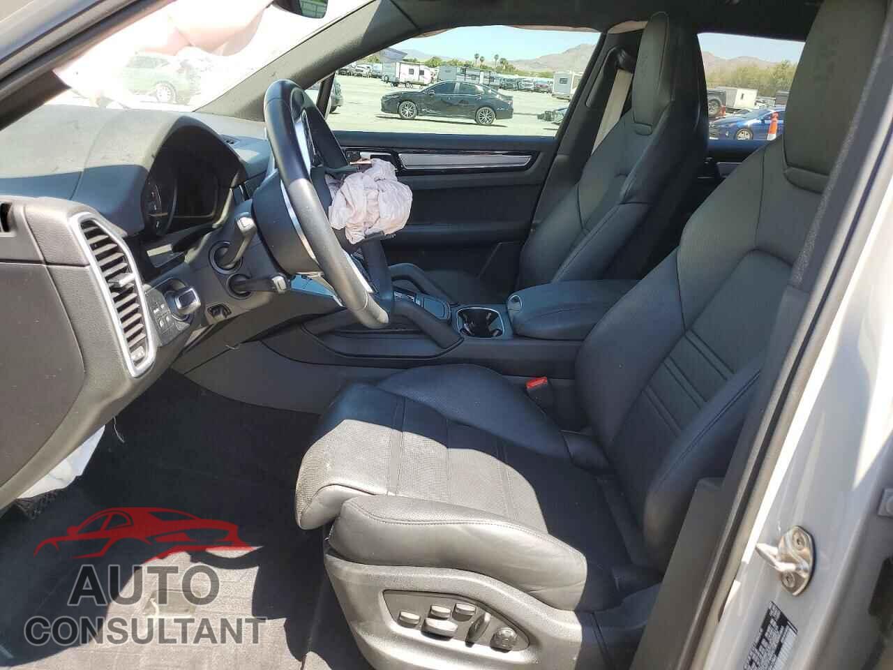 PORSCHE CAYENNE 2023 - WP1AE2AY6PDA12869
