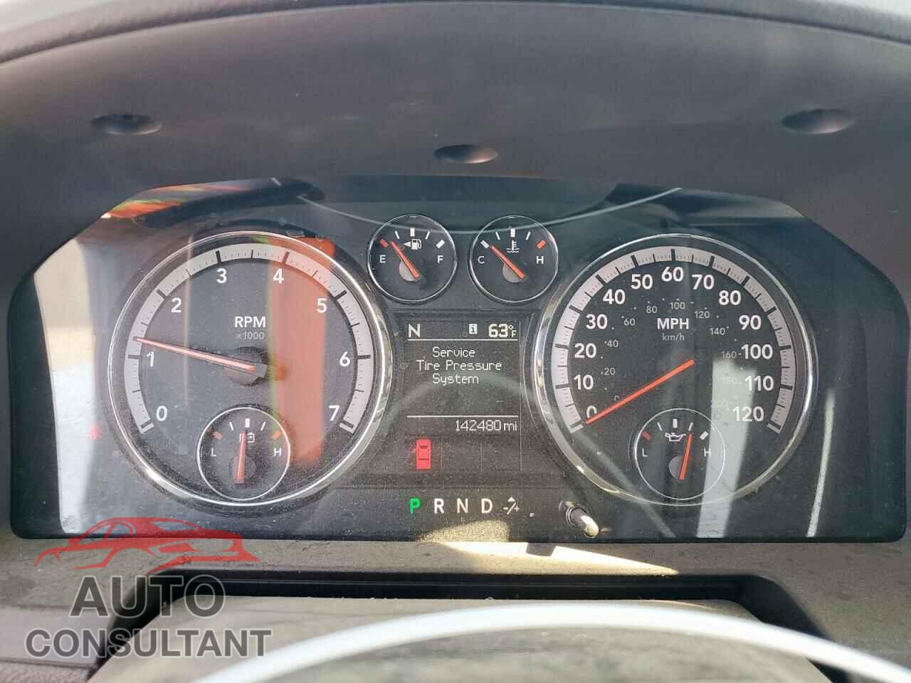 DODGE RAM 1500 2012 - 1C6RD6NT8CS301035