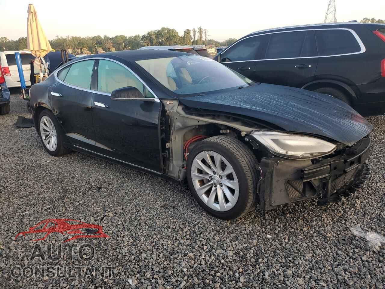 TESLA MODEL S 2017 - 5YJSA1E16HF204389