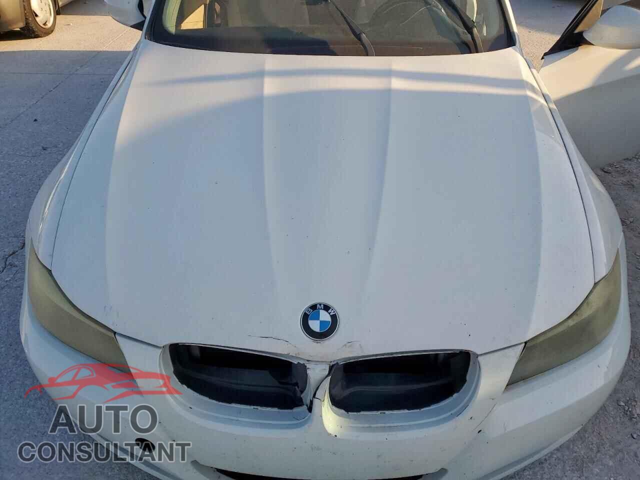 BMW 3 SERIES 2011 - WBAPH7C51BE682977