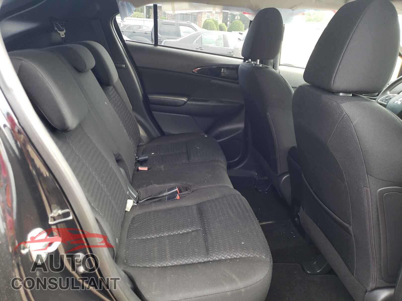 MITSUBISHI ECLIPSE 2018 - JA4AS3AA3JZ060157