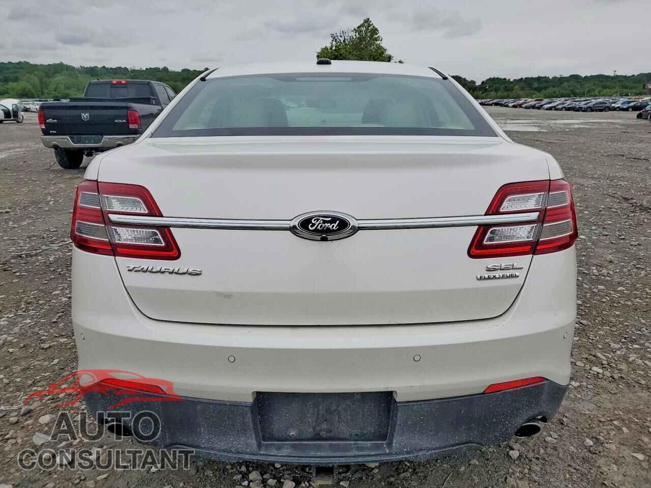 FORD TAURUS 2014 - 1FAHP2E8XEG149898