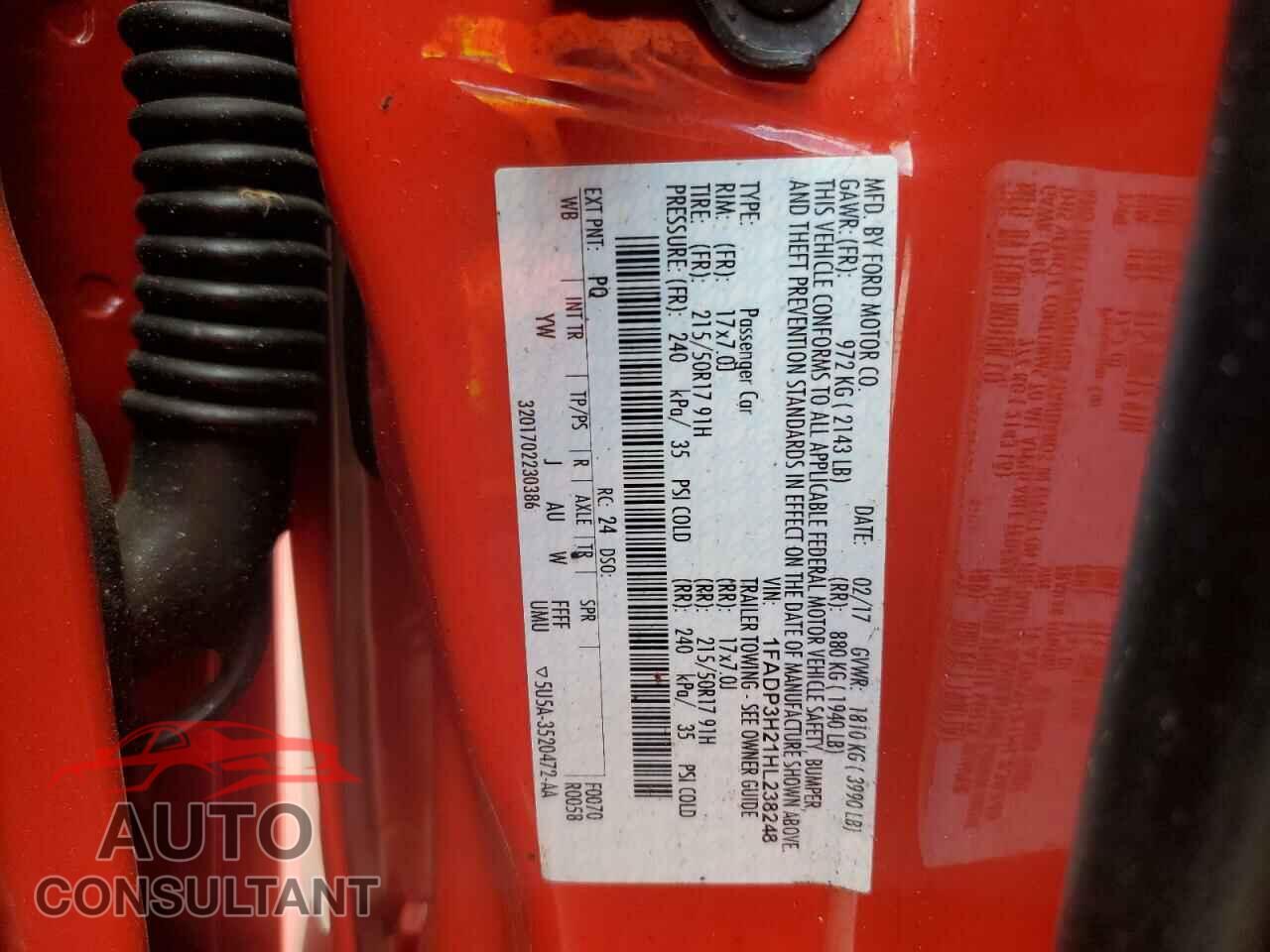 FORD FOCUS 2017 - 1FADP3H21HL238248