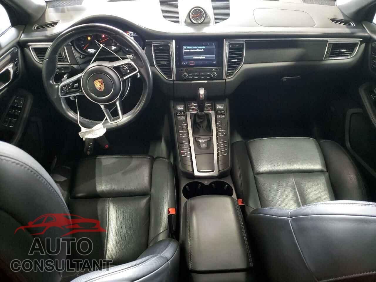 PORSCHE MACAN 2017 - WP1AG2A5XHLB52172