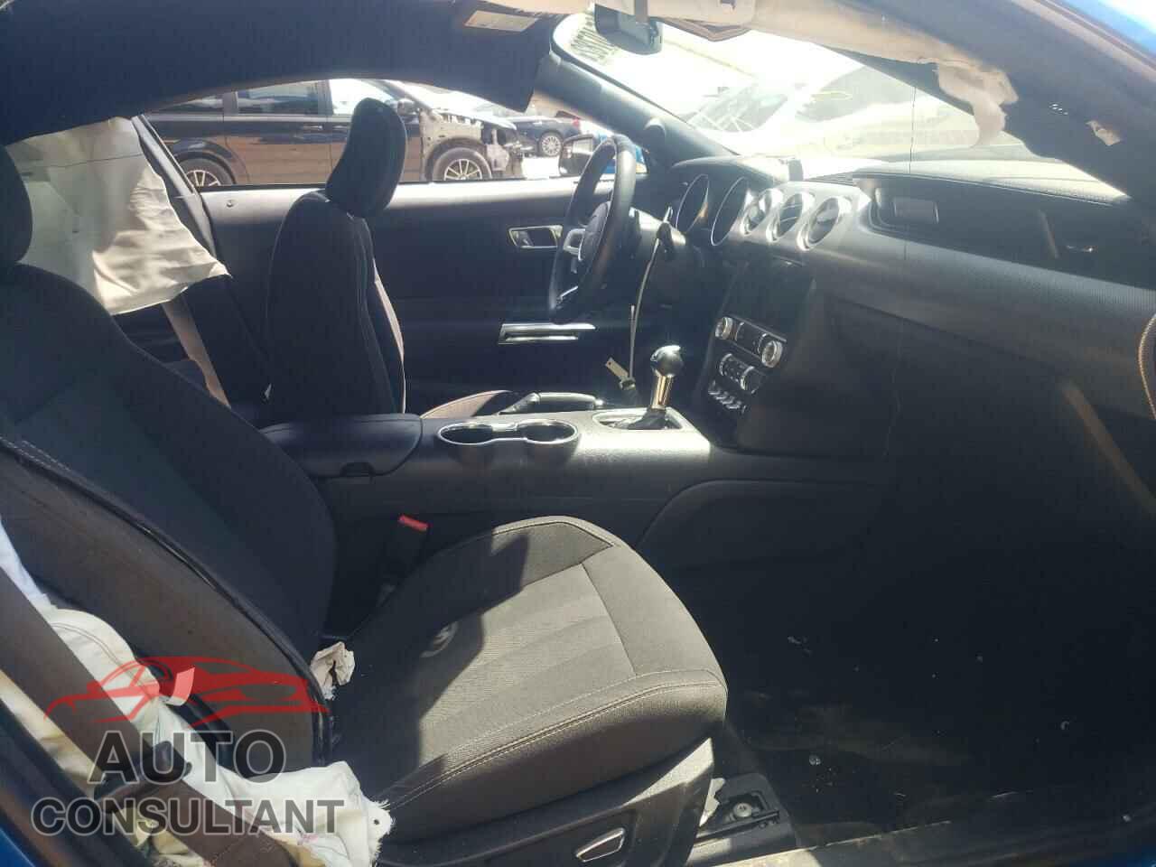FORD MUSTANG 2019 - 1FA6P8TH0K5103503