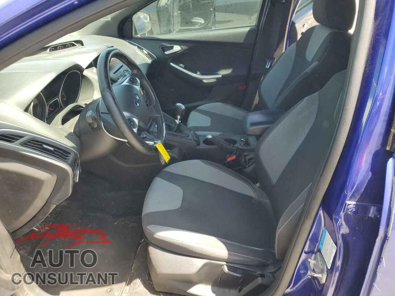 FORD FOCUS 2014 - 1FADP3L92EL212404