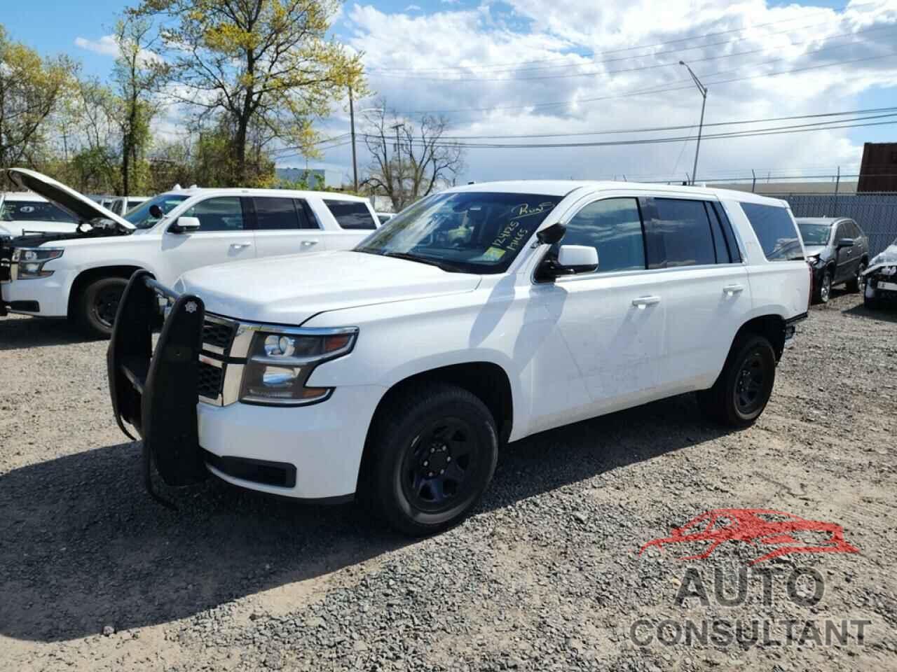 CHEVROLET TAHOE 2017 - 1GNSKDEC9HR317528